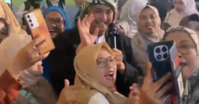 Lagu “Abdi Urang Tasik” Kejutkan Diky Candra, Agenda Padat Hadiri Sejumlah Undangan Warga