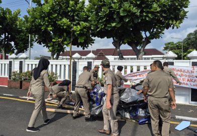 Satpol PP Bongkar Tenda dan Jemuran, KRPL Nyatakan Perang Akan Buka Dugaan Libatkan Walikota