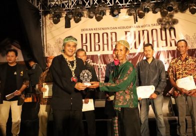 Kota Tasik Tunjukan Identitas Lewat Kibar Budaya, Diky Candra Dorong Jadi Daya Tarik Wisata