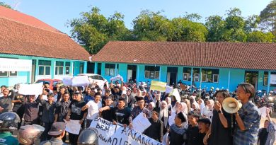 Sejumlah Mahasiswa Baru INU Ciamis Diajak Bersikap Kritis Lewat Simulasi Demonstrasi