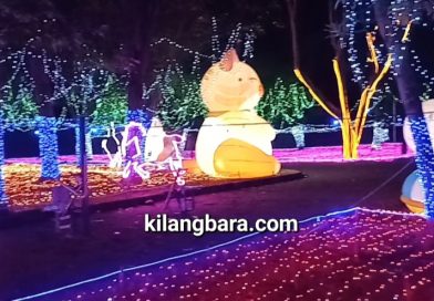 Di Kota Tasik Lumiland Belum Dibuka!Warga Berjubel Cuma Lihat Diluar Areal Festival Lampu